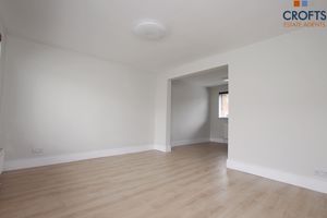Lounge- click for photo gallery